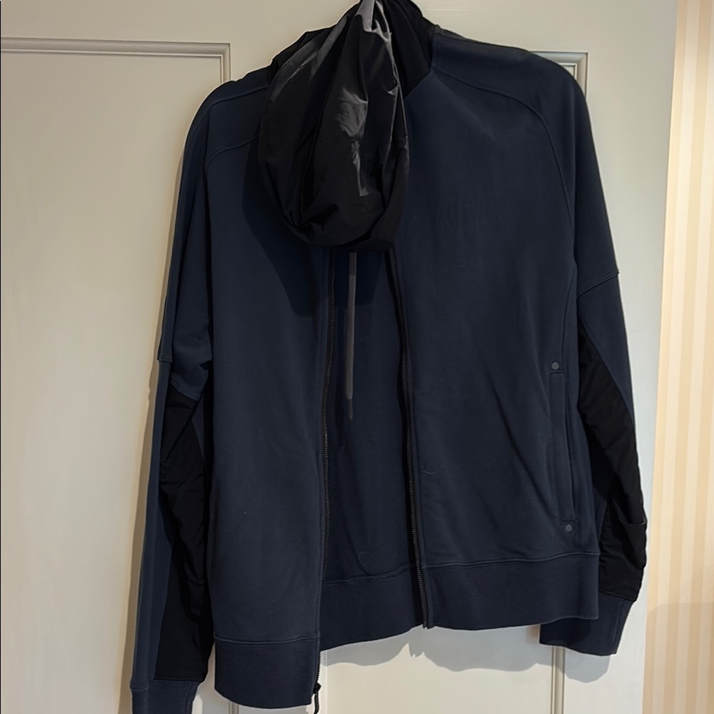 Lululemon Athletica Navy Blue Hoodie. EUC.
